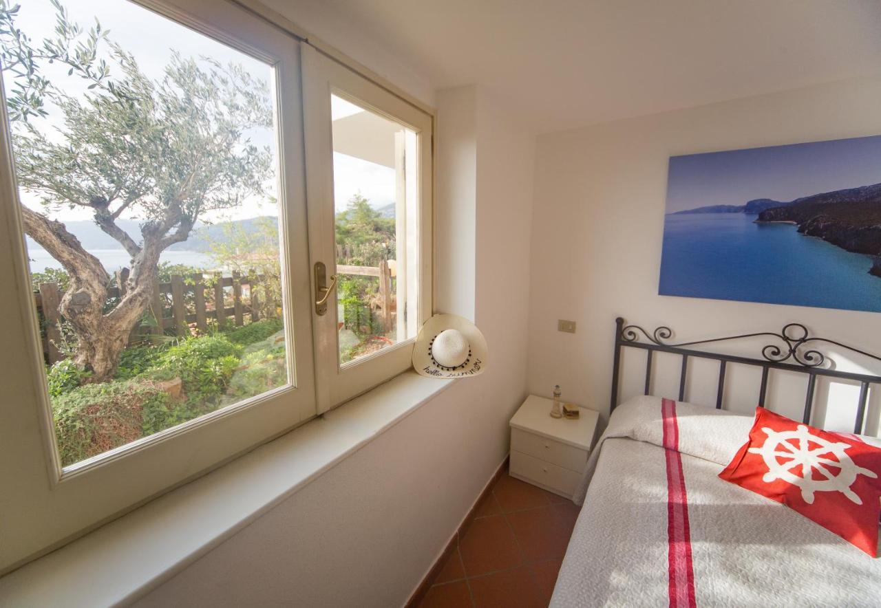 Casa Delta Delle Acque Vista Spettacolare E Giardino Apartment Cala Gonone Exterior photo